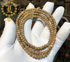 Vòng tay trầm 216 hạt 